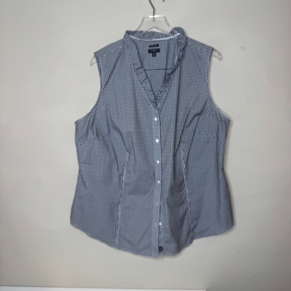 TALBOTS BLACK/WHITE CHECK SLEEVELESS BLOUSE TOP WRINKLE RESISTANT size 18w - Picture 1 of 8